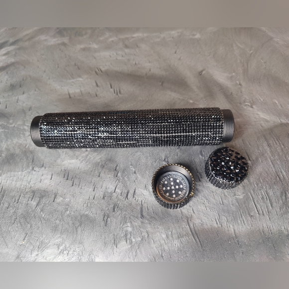 Black Diamond Cigar Case With Humidifier - Picture 4 of 4